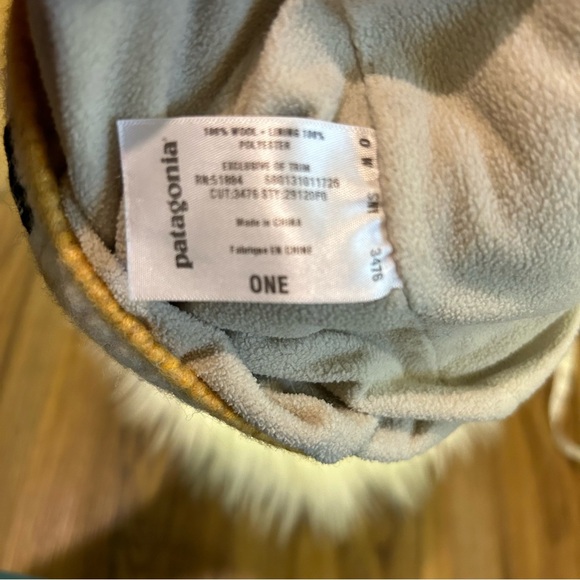 Kids Patagonia 100% wool beanie gray and yellow - Picture 5 of 5